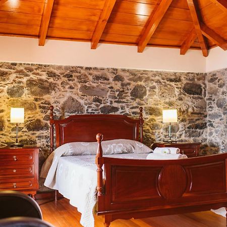 Seixal Sunny Villa A & B By Amazing Madeira الغرفة الصورة