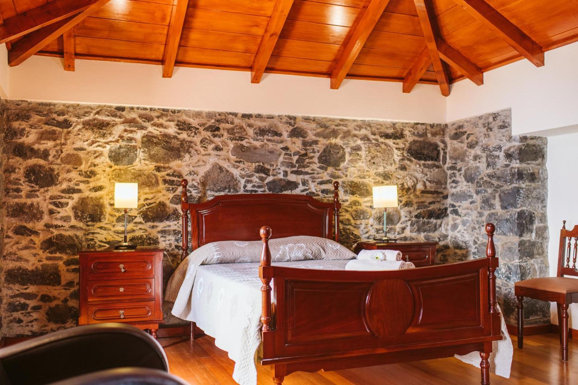 Seixal Sunny Villa A & B By Amazing Madeira الغرفة الصورة